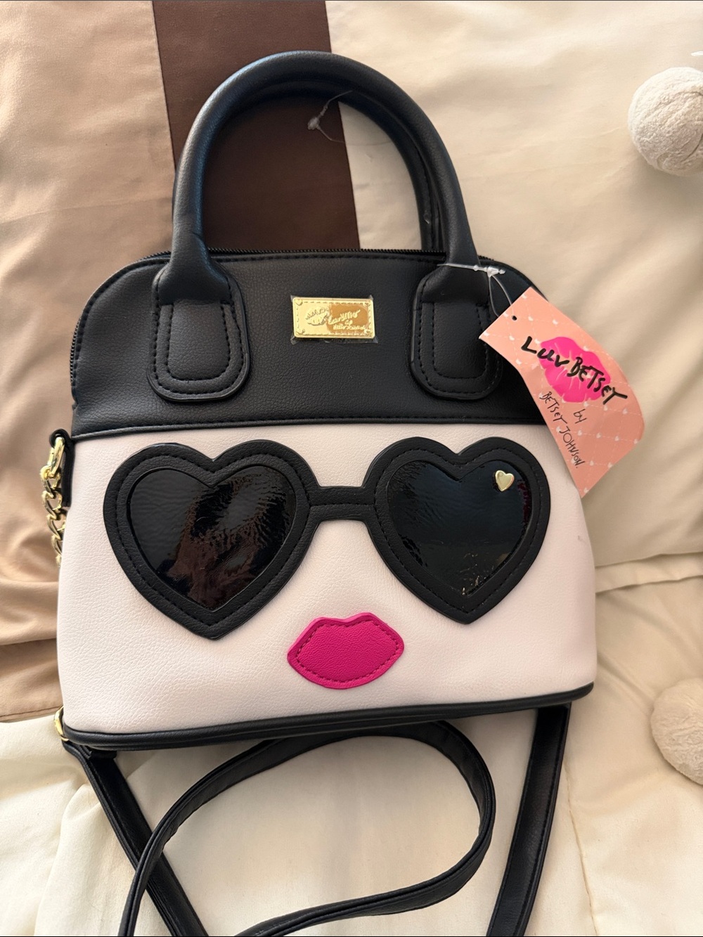Betsey Johnson Playful Heart-Sunglasses Crossbody Bag NWT